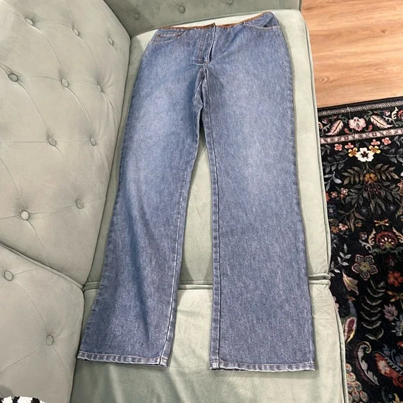 Ann Taylor Blue Jeans with Brown Accent size 6 - Picture 5 of 7